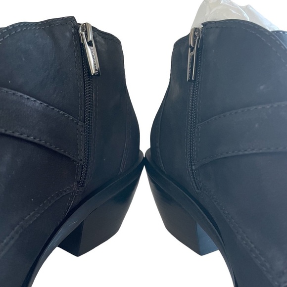 Vince Camuto Ashena Midas Fashion Zipper Pointed Toe Ankle Booties Size 9.5 NWT - Picture 6 of 14